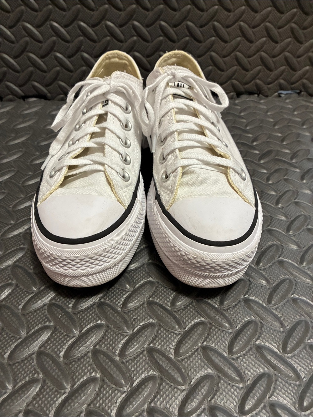 Women’s Converse Platform White Canvas Low-Top Sneakers with Black Trim - Picture 2 of 6